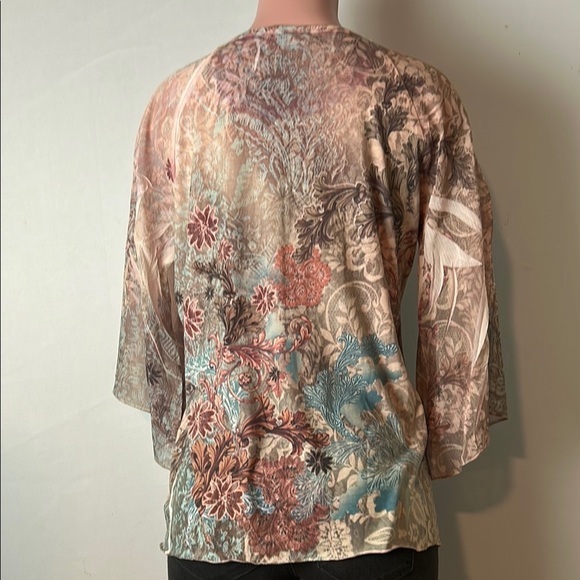 Chicos Women’s Top Shirt Tie Dye Embellished L3/4 Bell Sleeve Size 2(Large) - Picture 9 of 13